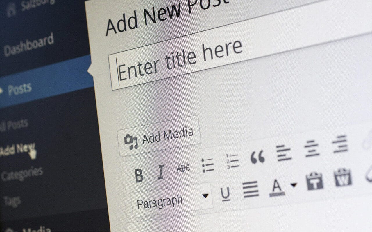 twitter premium vs wordpress blog